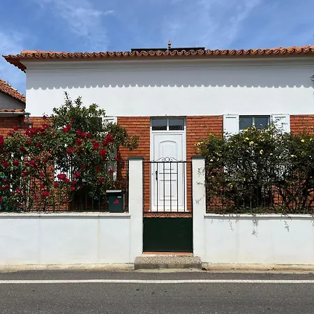 Vivenda Barros Homestay Anadia